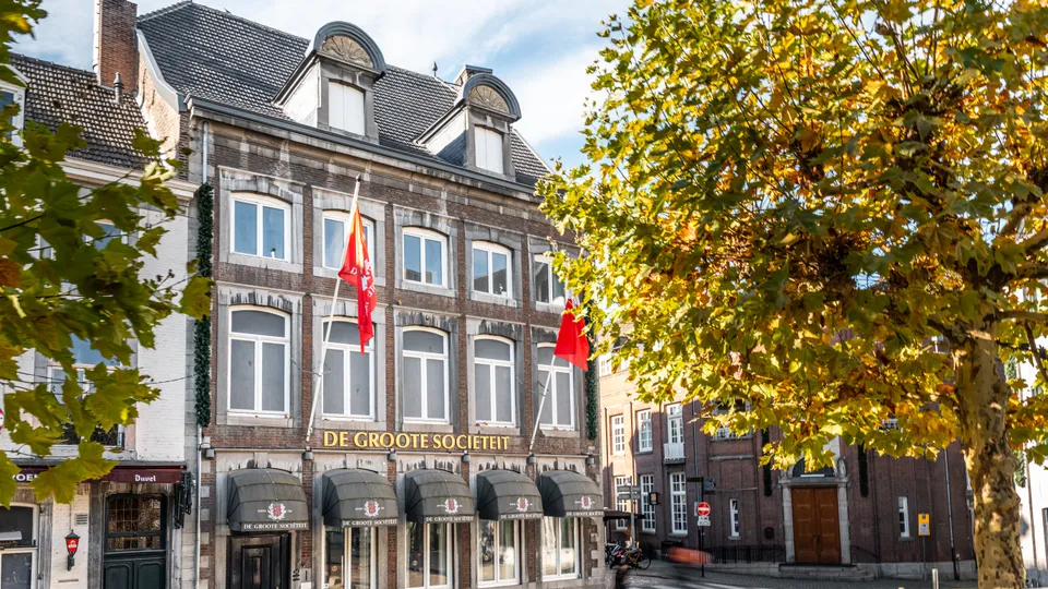 De Groote Sociëteit